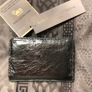 Adrienne Vitadini Snap Wallet